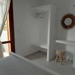 Villa Front Pasithea
