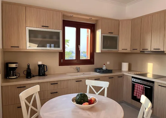 Вилла Front Pasithea *